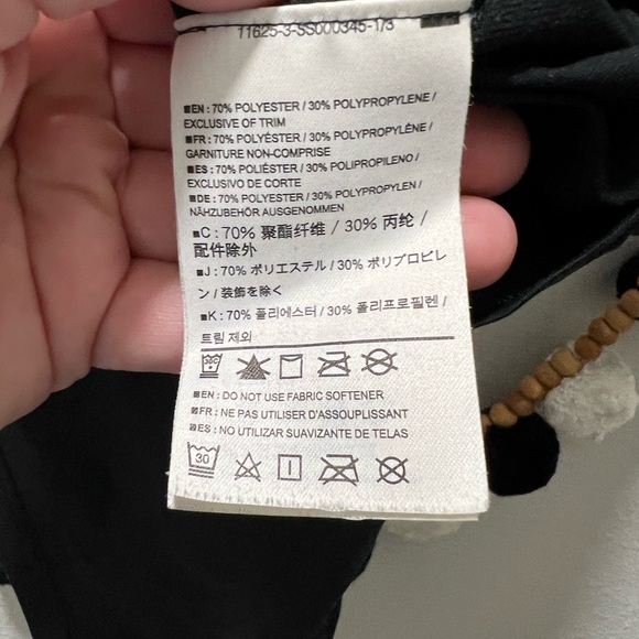 ARC’TERYX Black Tank Top - Picture 6 of 6